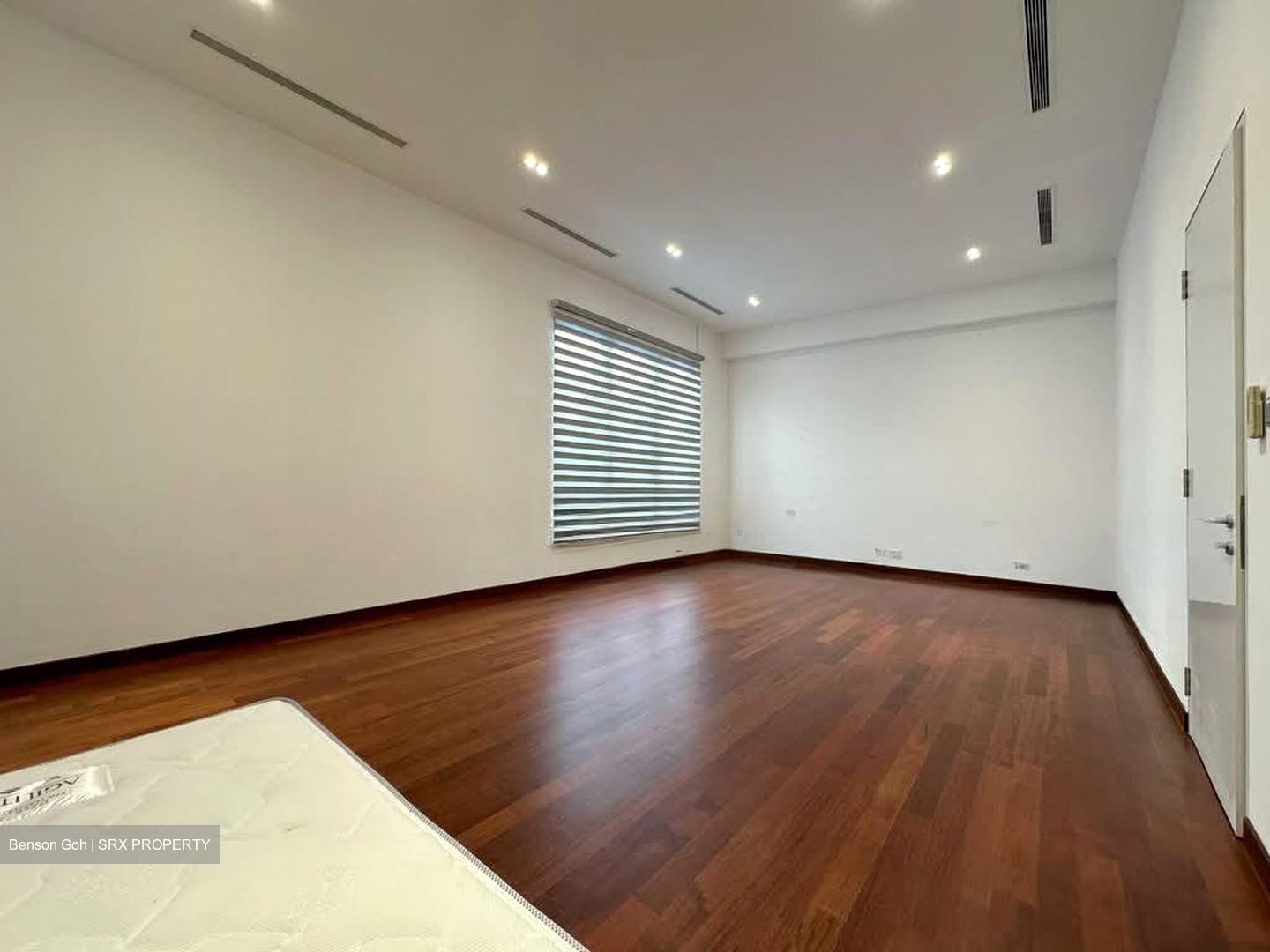 Serangoon Garden Estate (D19), Semi-Detached #551000911